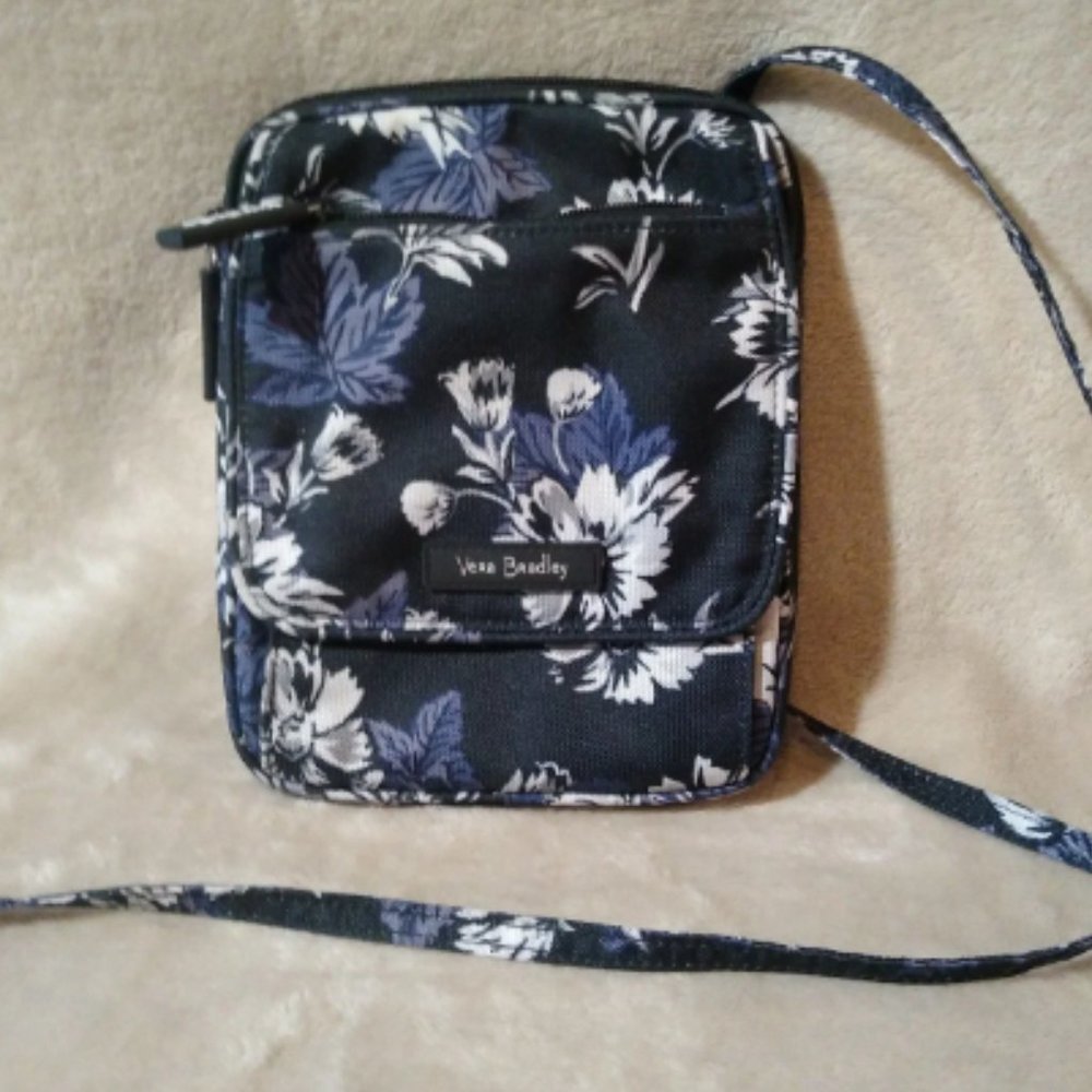 Vera Bradley CrossBody Shoulder Bag - Mini New Condition